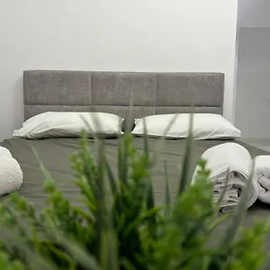 Center, Selvia White Apartment