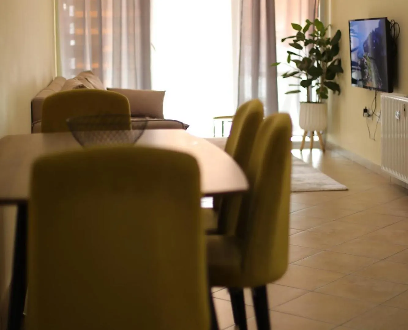Pleasant Apartment With Free Dedicated Parking In Komuna E Parisit Tirana